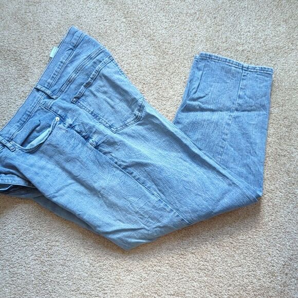 Banana Republic Factory Jeans - Picture 1 of 2